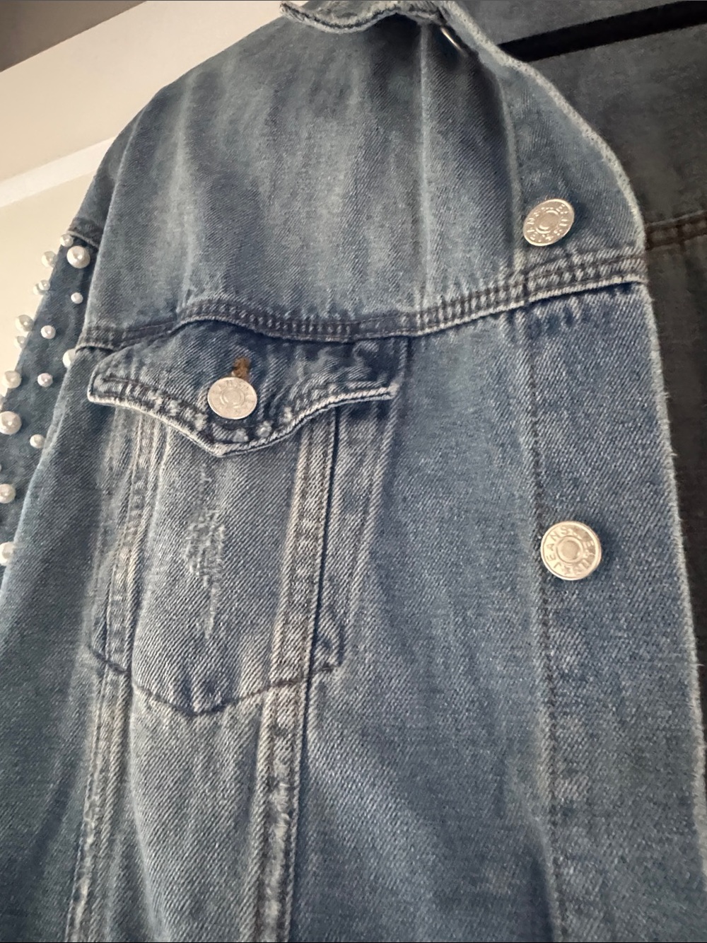 Pearl-Embellished Distressed Denim Jacket - Blue - Picture 3 of 3